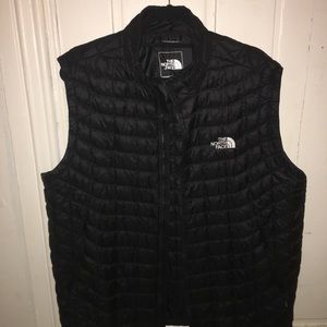 Men’s North Face Vest